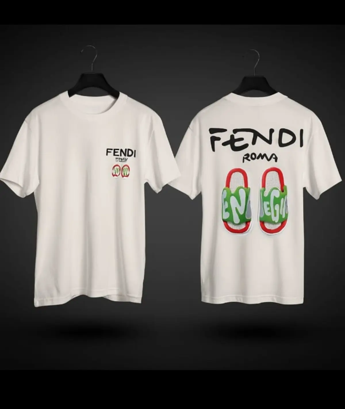 Camiseta branca estampada apresentada de frente e de costas